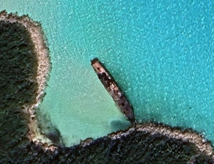 Crab Cay Shipwreck